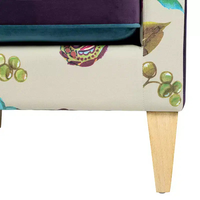 Fauteuil d'appoint 28" en velours patchwork avec accoudoirs droits et pieds en bois, capacité de 136 kg