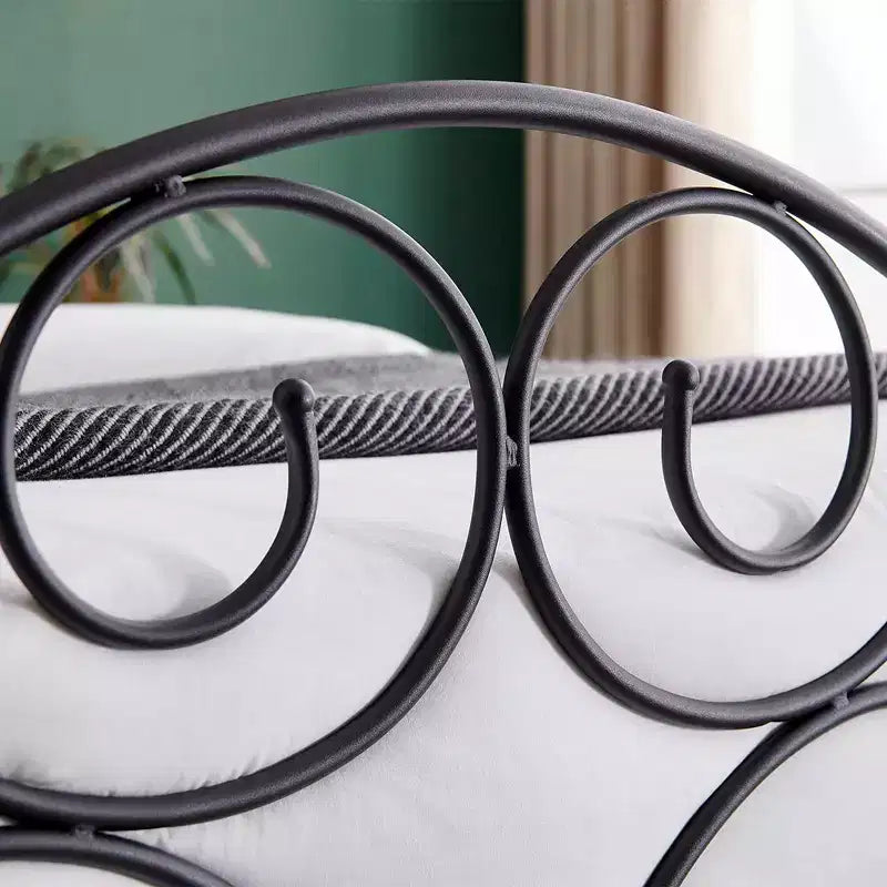 Cadre de lit en métal à volutes avec tête et pied de lit rembourrés, capacité de 317,5 kg