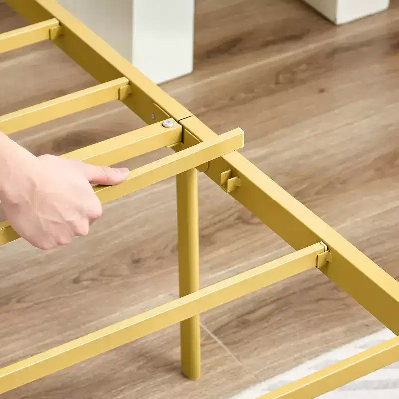 Cadre de lit en métal à volutes avec tête et pied de lit rembourrés, capacité de 317,5 kg