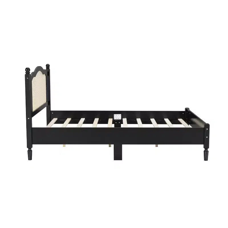 Lit plateforme Queen/Full avec tête de lit en rotin naturel et lattes en bois, capacité de 272 kg